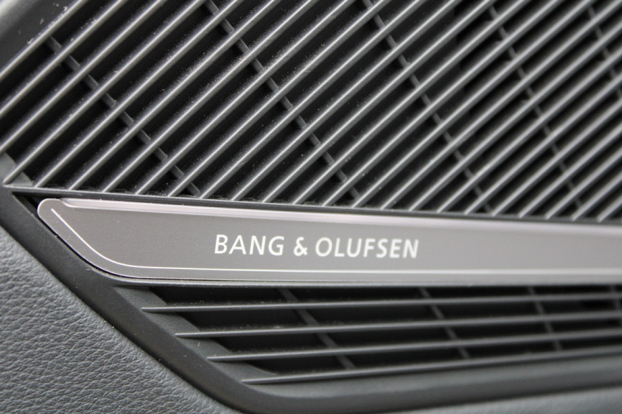 Audi RS4 Avant 2.9 TFSI RS 4 quattro | BTW | KERAMISCH | HUD | MASSAGE | RS-ZETELS | 360 | B&O | PANO |