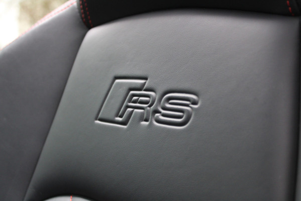 Audi RS4 Avant 2.9 TFSI RS 4 quattro | BTW | KERAMISCH | HUD | MASSAGE | RS-ZETELS | 360 | B&O | PANO |