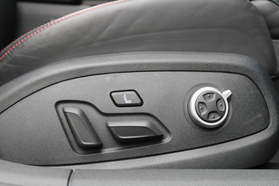 Audi RS4 Avant 2.9 TFSI RS 4 quattro | BTW | KERAMISCH | HUD | MASSAGE | RS-ZETELS | 360 | B&O | PANO |