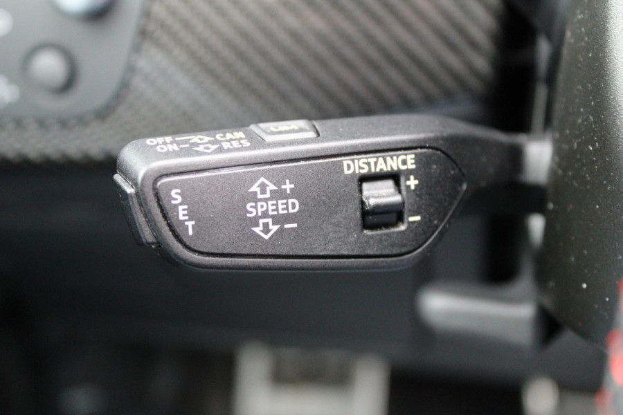 Audi RS4 Avant 2.9 TFSI RS 4 quattro | BTW | KERAMISCH | HUD | MASSAGE | RS-ZETELS | 360 | B&O | PANO |