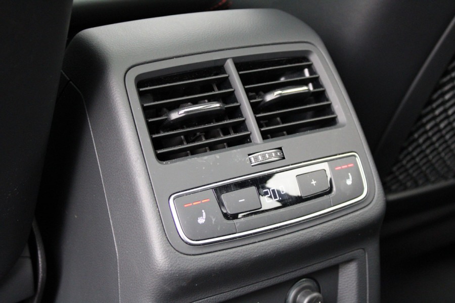 Audi RS4 Avant 2.9 TFSI RS 4 quattro | BTW | KERAMISCH | HUD | MASSAGE | RS-ZETELS | 360 | B&O | PANO |