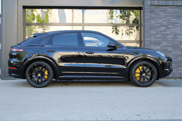 Porsche Cayenne Coupé 4.0 Turbo | BURMESTER | NACHTZICHT | HUD | 4WIELSTURING | 360 | SOFT-CLOSE | Porsche Cayenne Coupé 4.0 Turbo | BURMESTER | NACHTZICHT | HUD | 4WIELSTURING | 360 | SOFT-CLOSE |