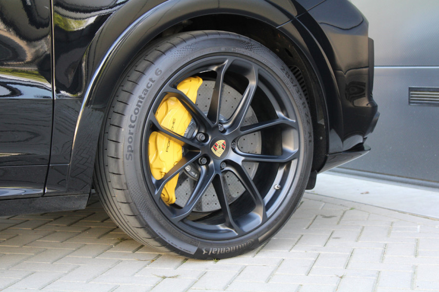 Porsche Cayenne Coupé 4.0 Turbo | BURMESTER | NACHTZICHT | HUD | 4WIELSTURING | 360 | SOFT-CLOSE | Porsche Cayenne Coupé 4.0 Turbo | BURMESTER | NACHTZICHT | HUD | 4WIELSTURING | 360 | SOFT-CLOSE |