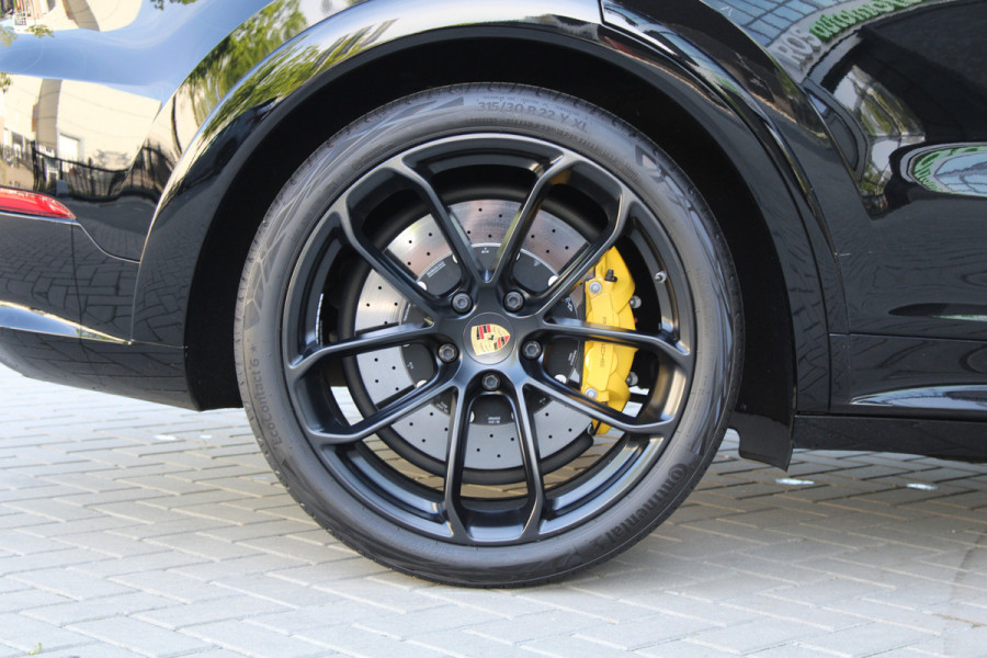 Porsche Cayenne Coupé 4.0 Turbo | BURMESTER | NACHTZICHT | HUD | 4WIELSTURING | 360 | SOFT-CLOSE | Porsche Cayenne Coupé 4.0 Turbo | BURMESTER | NACHTZICHT | HUD | 4WIELSTURING | 360 | SOFT-CLOSE |