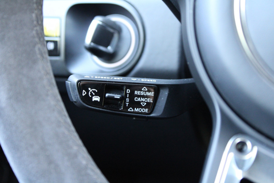 Porsche Cayenne Coupé 4.0 Turbo | BURMESTER | NACHTZICHT | HUD | 4WIELSTURING | 360 | SOFT-CLOSE | Porsche Cayenne Coupé 4.0 Turbo | BURMESTER | NACHTZICHT | HUD | 4WIELSTURING | 360 | SOFT-CLOSE |