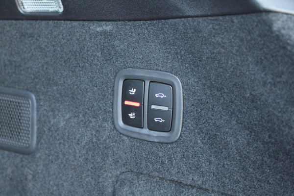 Porsche Cayenne Coupé 4.0 Turbo | BURMESTER | NACHTZICHT | HUD | 4WIELSTURING | 360 | SOFT-CLOSE | Porsche Cayenne Coupé 4.0 Turbo | BURMESTER | NACHTZICHT | HUD | 4WIELSTURING | 360 | SOFT-CLOSE |