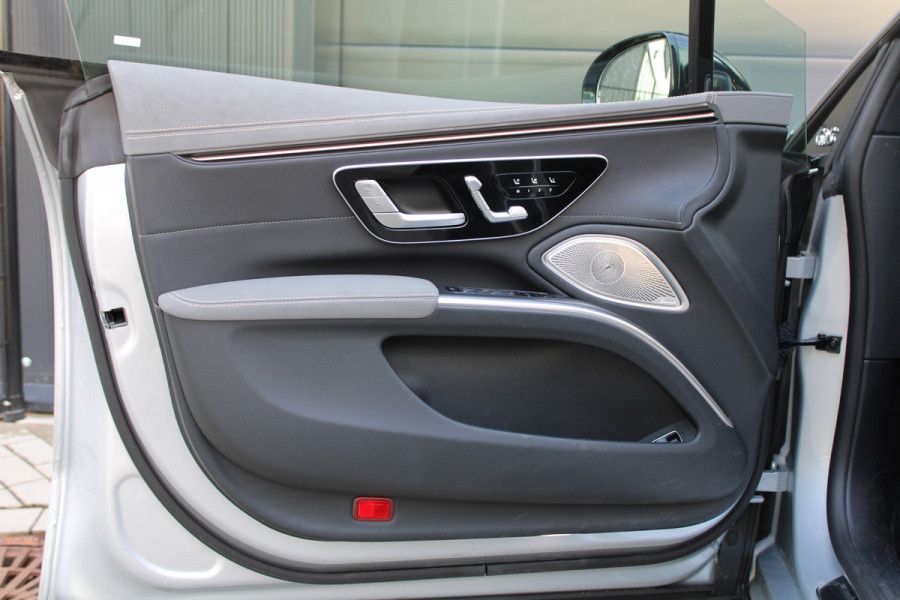 Mercedes-Benz EQS 450+ AMG Line 108 kWh | VOL! | EXECUTIVE PACK | 4X MASSAGE | 4X STOELVENTILATIE | HUD | Mercedes-Benz EQS 450+ AMG Line 108 kWh | VOL! | EXECUTIVE PACK | 4X MASSAGE | 4X STOELVENTILATIE | HUD |
