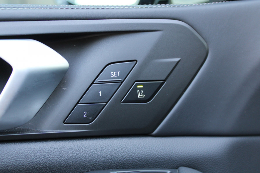 BMW X5 xDrive45e High Executive | BTW | PANO | COMPETITION SEATS | 360 | MEMORY | HUD | ACC | 22 INCH | BMW X5 xDrive45e High Executive | BTW | PANO | COMPETITION SEATS | 360 | MEMORY | HUD | ACC | 22 INCH |