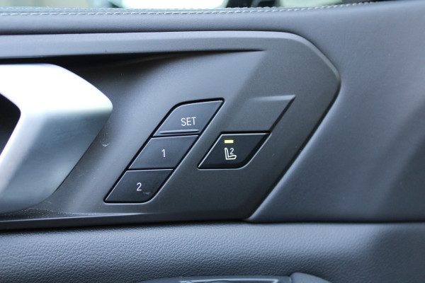 BMW X5 xDrive45e High Executive | BTW | PANO | COMPETITION SEATS | 360 | MEMORY | HUD | ACC | 22 INCH | BMW X5 xDrive45e High Executive | BTW | PANO | COMPETITION SEATS | 360 | MEMORY | HUD | ACC | 22 INCH |