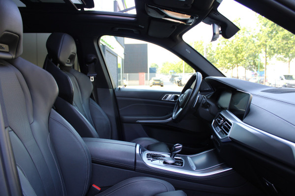 BMW X5 xDrive45e High Executive | BTW | PANO | COMPETITION SEATS | 360 | MEMORY | HUD | ACC | 22 INCH | BMW X5 xDrive45e High Executive | BTW | PANO | COMPETITION SEATS | 360 | MEMORY | HUD | ACC | 22 INCH |