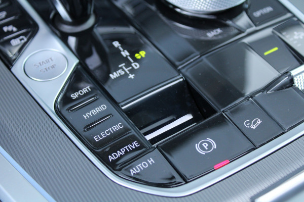 BMW X5 xDrive45e High Executive | BTW | PANO | COMPETITION SEATS | 360 | MEMORY | HUD | ACC | 22 INCH | BMW X5 xDrive45e High Executive | BTW | PANO | COMPETITION SEATS | 360 | MEMORY | HUD | ACC | 22 INCH |