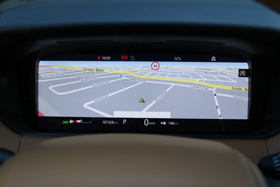 Land Rover Range Rover Velar 2.0 I4 Turbo AWD R-Dynamic HSE | NAP | VOL! | MASSAGE | STOELKOELING | HUD | LUCHTVERING | STUURVERW | Land Rover Range Rover Velar 2.0 I4 Turbo AWD R-Dynamic HSE | NAP | VOL! | MASSAGE | STOELKOELING | HUD | LUCHTVERING | STUURVERW |