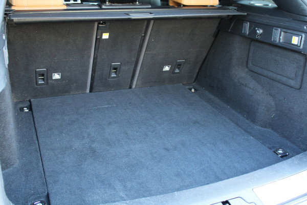 Land Rover Range Rover Velar 2.0 I4 Turbo AWD R-Dynamic HSE | NAP | VOL! | MASSAGE | STOELKOELING | HUD | LUCHTVERING | STUURVERW | Land Rover Range Rover Velar 2.0 I4 Turbo AWD R-Dynamic HSE | NAP | VOL! | MASSAGE | STOELKOELING | HUD | LUCHTVERING | STUURVERW |