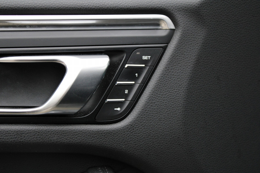 Porsche Macan 2.0 | NAP! | BTW | DEALER.OND | PANO | BOSE | LUCHTVERING | MEMORY | Porsche Macan 2.0 | NAP! | BTW | DEALER.OND | PANO | BOSE | LUCHTVERING | MEMORY |