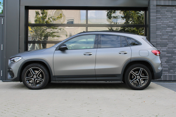 Mercedes-Benz GLA 250 e Business Solution AMG Limited | NAP! | BTW | PANO | MAGNO | ACC | SFEER | ELEK TREKHAAK | DODE HOEK | Mercedes-Benz GLA 250 e Business Solution AMG Limited | NAP! | BTW | PANO | MAGNO | ACC | SFEER | ELEK TREKHAAK | DODE HOEK |