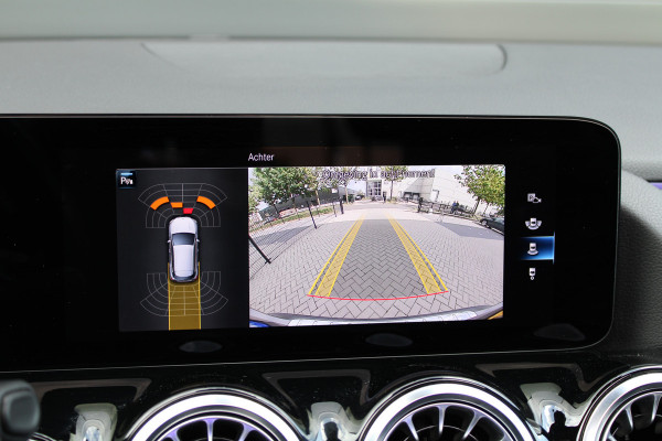 Mercedes-Benz GLA 250 e Business Solution AMG Limited | NAP! | BTW | PANO | MAGNO | ACC | SFEER | ELEK TREKHAAK | DODE HOEK | Mercedes-Benz GLA 250 e Business Solution AMG Limited | NAP! | BTW | PANO | MAGNO | ACC | SFEER | ELEK TREKHAAK | DODE HOEK |