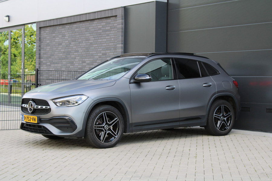 Mercedes-Benz GLA 250 e Business Solution AMG Limited | NAP! | BTW | PANO | MAGNO | ACC | SFEER | ELEK TREKHAAK | DODE HOEK | Mercedes-Benz GLA 250 e Business Solution AMG Limited | NAP! | BTW | PANO | MAGNO | ACC | SFEER | ELEK TREKHAAK | DODE HOEK |