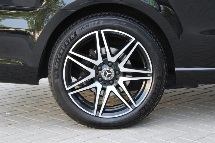 Mercedes-Benz V-Klasse 300d Extra Lang DC Avantgarde Edition | EX BTW | 4-MATIC | VOL! | AMG | BURMESTER | KOELKAST | MEMORY | STOELKOELING | ACC | TREKHAAK | SNOEK | Mercedes-Benz V-Klasse 300d Extra Lang DC Avantgarde Edition | EX BTW | 4-MATIC | VOL! | AMG | BURMESTER | KOELKAST | MEMORY | STOELKOELING | ACC | TREKHAAK | SNOEK |