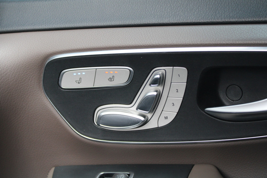 Mercedes-Benz V-Klasse 300d Extra Lang DC Avantgarde Edition | EX BTW | 4-MATIC | VOL! | AMG | BURMESTER | KOELKAST | MEMORY | STOELKOELING | ACC | TREKHAAK | SNOEK | Mercedes-Benz V-Klasse 300d Extra Lang DC Avantgarde Edition | EX BTW | 4-MATIC | VOL! | AMG | BURMESTER | KOELKAST | MEMORY | STOELKOELING | ACC | TREKHAAK | SNOEK |