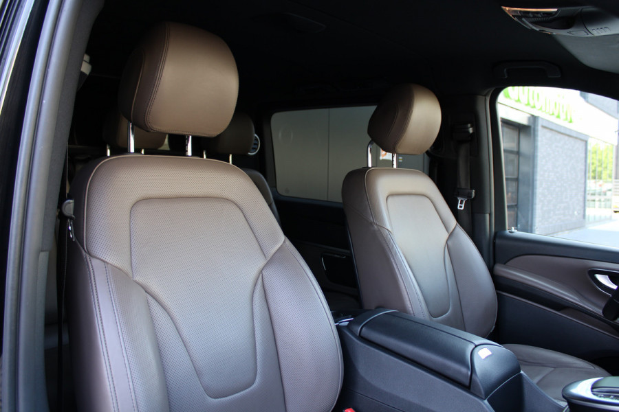 Mercedes-Benz V-Klasse 300d Extra Lang DC Avantgarde Edition | EX BTW | 4-MATIC | VOL! | AMG | BURMESTER | KOELKAST | MEMORY | STOELKOELING | ACC | TREKHAAK | SNOEK | Mercedes-Benz V-Klasse 300d Extra Lang DC Avantgarde Edition | EX BTW | 4-MATIC | VOL! | AMG | BURMESTER | KOELKAST | MEMORY | STOELKOELING | ACC | TREKHAAK | SNOEK |