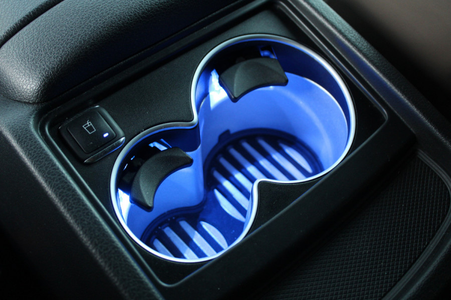 Mercedes-Benz V-Klasse 300d Extra Lang DC Avantgarde Edition | EX BTW | 4-MATIC | VOL! | AMG | BURMESTER | KOELKAST | MEMORY | STOELKOELING | ACC | TREKHAAK | SNOEK | Mercedes-Benz V-Klasse 300d Extra Lang DC Avantgarde Edition | EX BTW | 4-MATIC | VOL! | AMG | BURMESTER | KOELKAST | MEMORY | STOELKOELING | ACC | TREKHAAK | SNOEK |