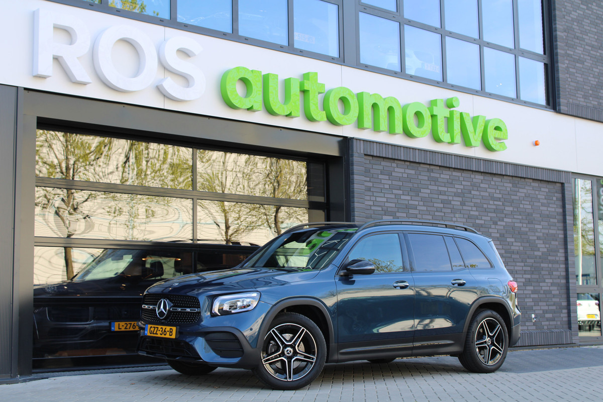 Mercedes-Benz Glb 180 AMG Line | BTW | CAMERA | CRUISE | SFEER | Mercedes-Benz Glb 180 AMG Line | BTW | CAMERA | CRUISE | SFEER |