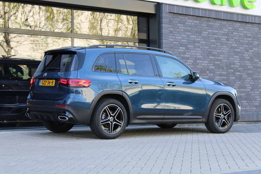 Mercedes-Benz Glb 180 AMG Line | BTW | CAMERA | CRUISE | SFEER | Mercedes-Benz Glb 180 AMG Line | BTW | CAMERA | CRUISE | SFEER |