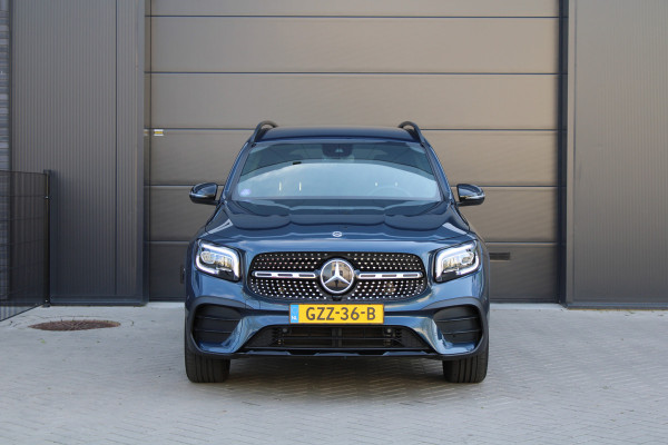 Mercedes-Benz Glb 180 AMG Line | BTW | CAMERA | CRUISE | SFEER | Mercedes-Benz Glb 180 AMG Line | BTW | CAMERA | CRUISE | SFEER |