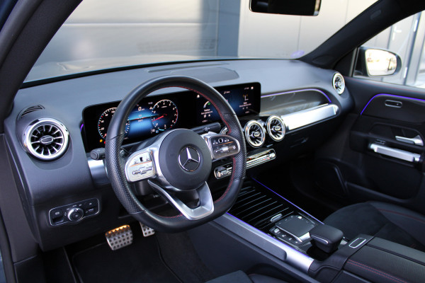 Mercedes-Benz Glb 180 AMG Line | BTW | CAMERA | CRUISE | SFEER | Mercedes-Benz Glb 180 AMG Line | BTW | CAMERA | CRUISE | SFEER |