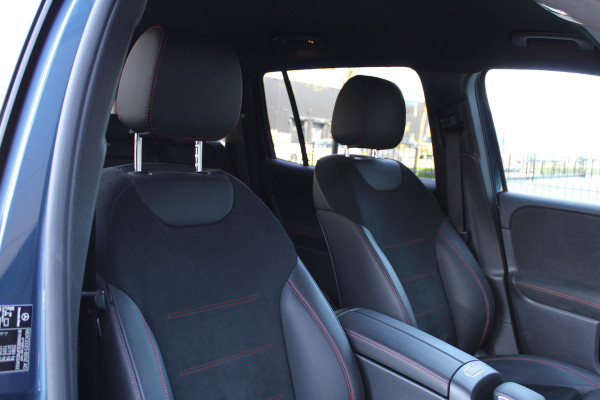 Mercedes-Benz Glb 180 AMG Line | BTW | CAMERA | CRUISE | SFEER | Mercedes-Benz Glb 180 AMG Line | BTW | CAMERA | CRUISE | SFEER |