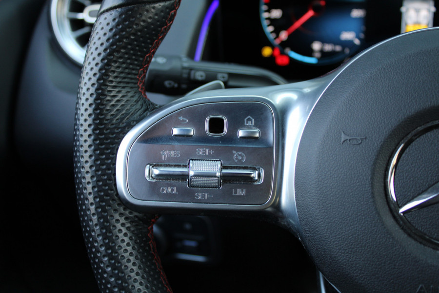 Mercedes-Benz Glb 180 AMG Line | BTW | CAMERA | CRUISE | SFEER | Mercedes-Benz Glb 180 AMG Line | BTW | CAMERA | CRUISE | SFEER |