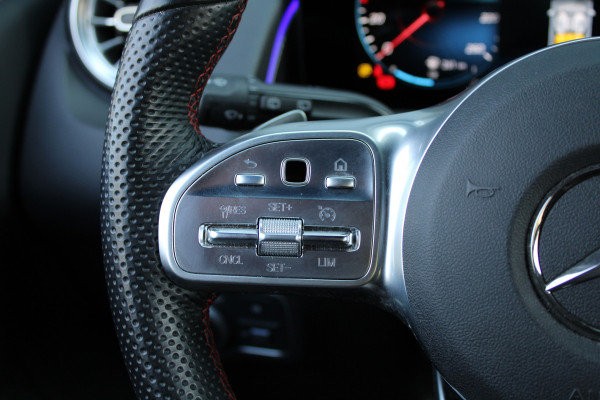 Mercedes-Benz Glb 180 AMG Line | BTW | CAMERA | CRUISE | SFEER | Mercedes-Benz Glb 180 AMG Line | BTW | CAMERA | CRUISE | SFEER |