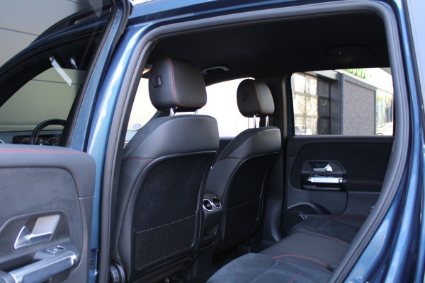 Mercedes-Benz Glb 180 AMG Line | BTW | CAMERA | CRUISE | SFEER | Mercedes-Benz Glb 180 AMG Line | BTW | CAMERA | CRUISE | SFEER |