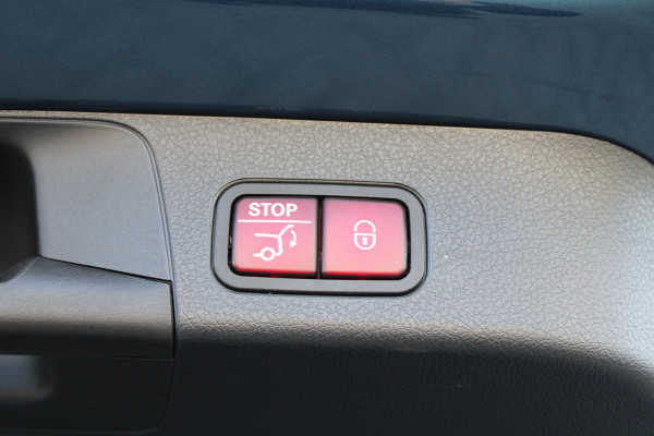 Mercedes-Benz Glb 180 AMG Line | BTW | CAMERA | CRUISE | SFEER | Mercedes-Benz Glb 180 AMG Line | BTW | CAMERA | CRUISE | SFEER |