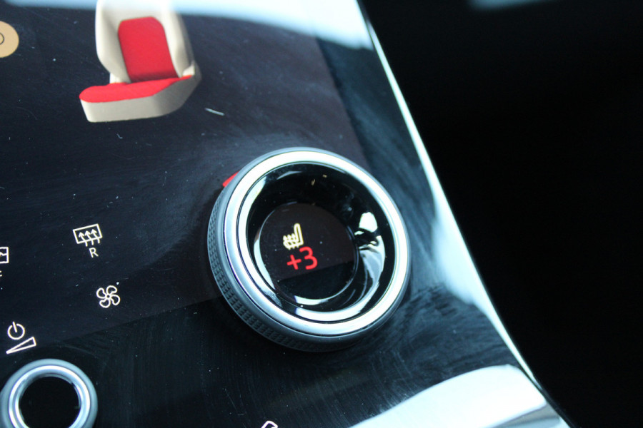 Land Rover Range Rover Velar 2.0 P400e R-Dynamic SE | PANO | CAMERA | MERIDIAN | MEMORY | ACC | Land Rover Range Rover Velar 2.0 P400e R-Dynamic SE | PANO | CAMERA | MERIDIAN | MEMORY | ACC |