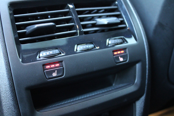 BMW X6 xDrive40i M-SPORT | PANO | MEMORY | SKY LOUNGE | LED | SFEER | BEKERVERKOELING | BMW X6 xDrive40i M-SPORT | PANO | MEMORY | SKY LOUNGE | LED | SFEER | BEKERVERKOELING |