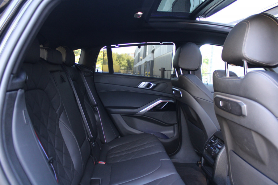 BMW X6 xDrive40i M-SPORT | PANO | MEMORY | SKY LOUNGE | LED | SFEER | BEKERVERKOELING | BMW X6 xDrive40i M-SPORT | PANO | MEMORY | SKY LOUNGE | LED | SFEER | BEKERVERKOELING |
