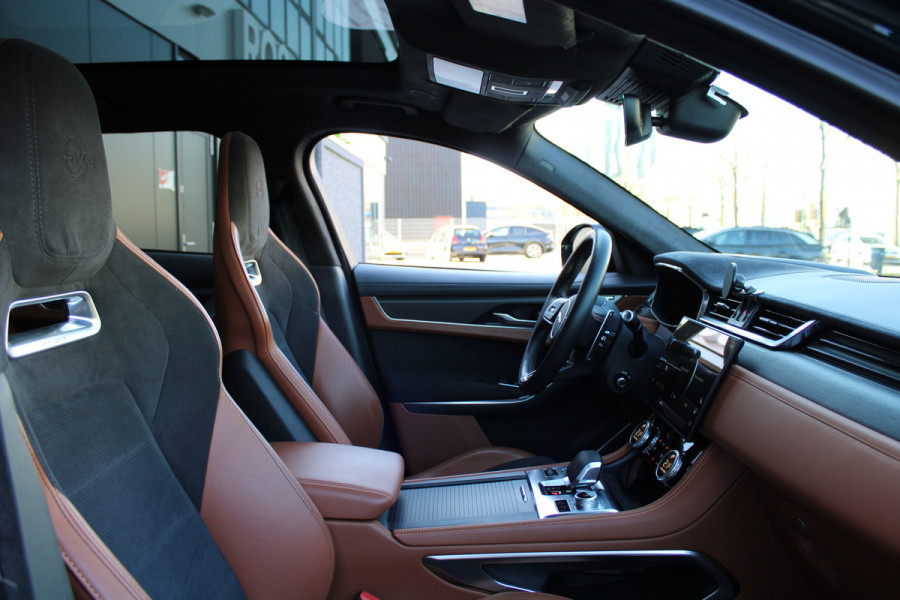 Jaguar F-Pace 5.0 V8 S/C AWD SVR | UNIEK! | DEALER OND | HUD | 360 | STOELKOELING | ELEK TREKHAAK | MERIDIAN |