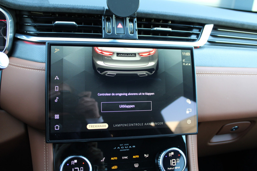 Jaguar F-Pace 5.0 V8 S/C AWD SVR | UNIEK! | DEALER OND | HUD | 360 | STOELKOELING | ELEK TREKHAAK | MERIDIAN |