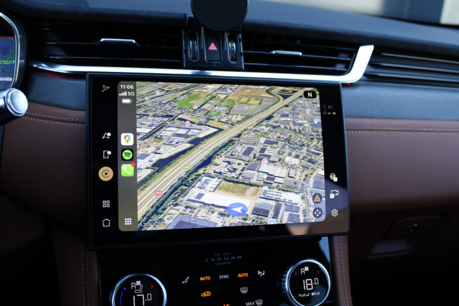 Jaguar F-Pace 5.0 V8 S/C AWD SVR | UNIEK! | DEALER OND | HUD | 360 | STOELKOELING | ELEK TREKHAAK | MERIDIAN |