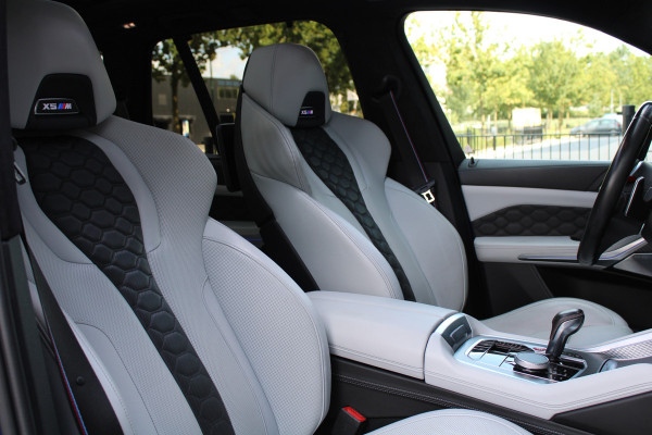 BMW X5 M Competition | PANO | B&W | MASSAGE | REAR ENTERAINMENT | STOELVENTILATIE |