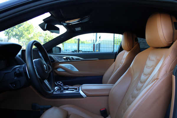 BMW 8 Serie M850i xDrive High Executive | NAP | BTW | B&W | 4WIELSTURING | CARBON | SOFT-CLOSE | HUD | 360 | KEYLESS | BMW 8 Serie M850i xDrive High Executive | NAP | BTW | B&W | 4WIELSTURING | CARBON | SOFT-CLOSE | HUD | 360 | KEYLESS |