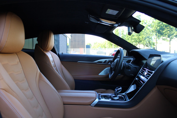 BMW 8 Serie M850i xDrive High Executive | NAP | BTW | B&W | 4WIELSTURING | CARBON | SOFT-CLOSE | HUD | 360 | KEYLESS | BMW 8 Serie M850i xDrive High Executive | NAP | BTW | B&W | 4WIELSTURING | CARBON | SOFT-CLOSE | HUD | 360 | KEYLESS |