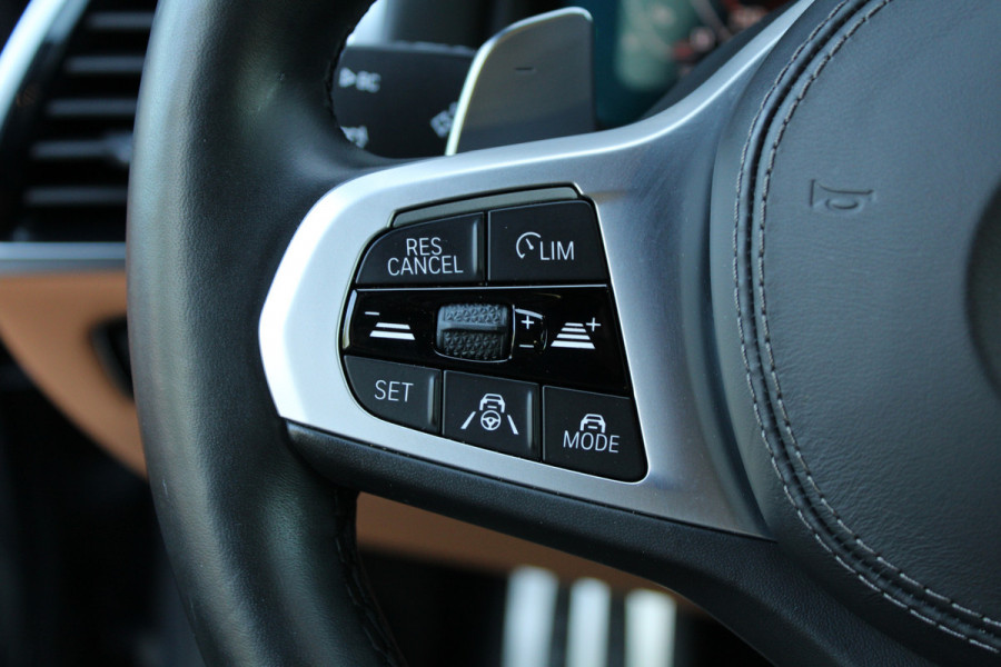 BMW 8 Serie M850i xDrive High Executive | NAP | BTW | B&W | 4WIELSTURING | CARBON | SOFT-CLOSE | HUD | 360 | KEYLESS | BMW 8 Serie M850i xDrive High Executive | NAP | BTW | B&W | 4WIELSTURING | CARBON | SOFT-CLOSE | HUD | 360 | KEYLESS |