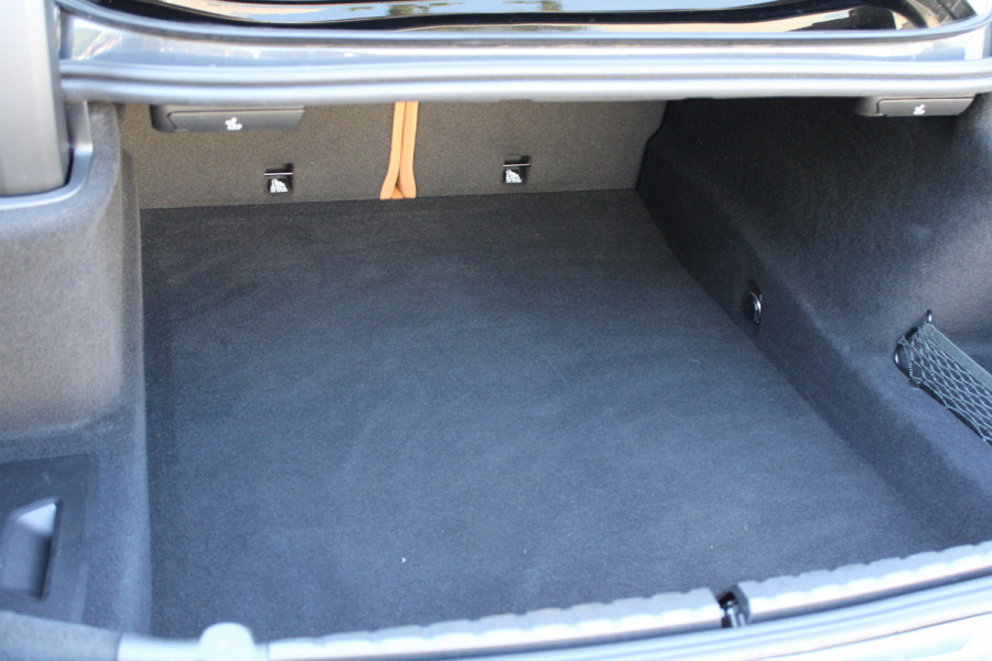 BMW 8 Serie M850i xDrive High Executive | NAP | BTW | B&W | 4WIELSTURING | CARBON | SOFT-CLOSE | HUD | 360 | KEYLESS | BMW 8 Serie M850i xDrive High Executive | NAP | BTW | B&W | 4WIELSTURING | CARBON | SOFT-CLOSE | HUD | 360 | KEYLESS |