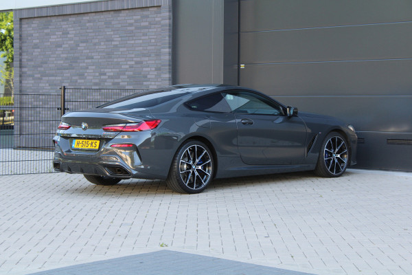 BMW 8 Serie M850i xDrive High Executive | NAP | BTW | B&W | 4WIELSTURING | CARBON | SOFT-CLOSE | HUD | 360 | KEYLESS | BMW 8 Serie M850i xDrive High Executive | NAP | BTW | B&W | 4WIELSTURING | CARBON | SOFT-CLOSE | HUD | 360 | KEYLESS |