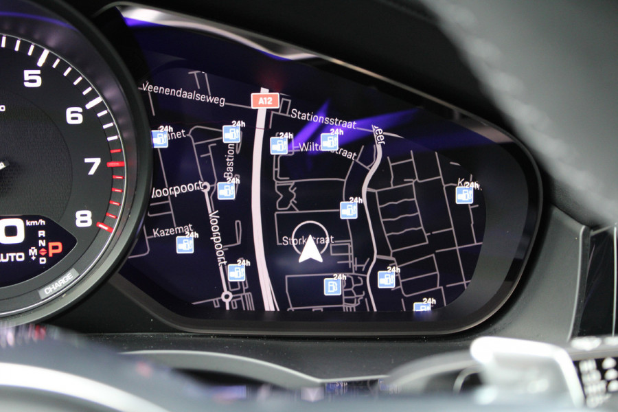 Porsche Cayenne Coupé 3.0 E-Hybrid Platinum Edition | BOSE | MEMORY | 360 | KEYLESS | ELEK TREKHAAK | DODE HOEK |