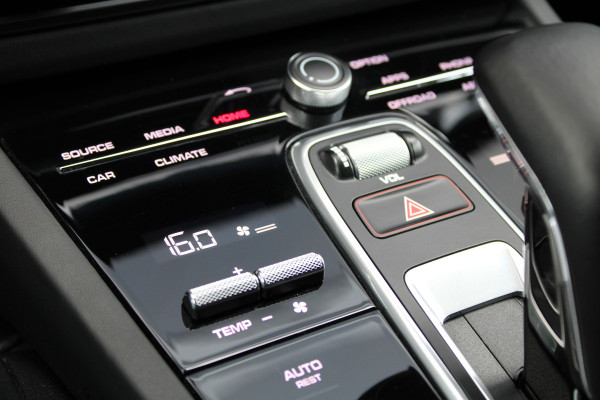 Porsche Cayenne Coupé 3.0 E-Hybrid Platinum Edition | BOSE | MEMORY | 360 | KEYLESS | ELEK TREKHAAK | DODE HOEK |