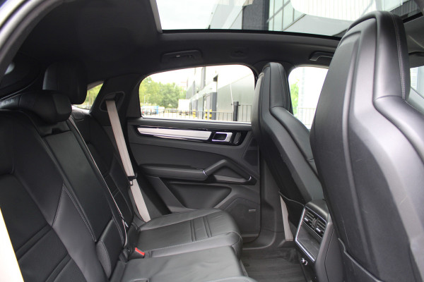 Porsche Cayenne Coupé 3.0 E-Hybrid Platinum Edition | BOSE | MEMORY | 360 | KEYLESS | ELEK TREKHAAK | DODE HOEK |