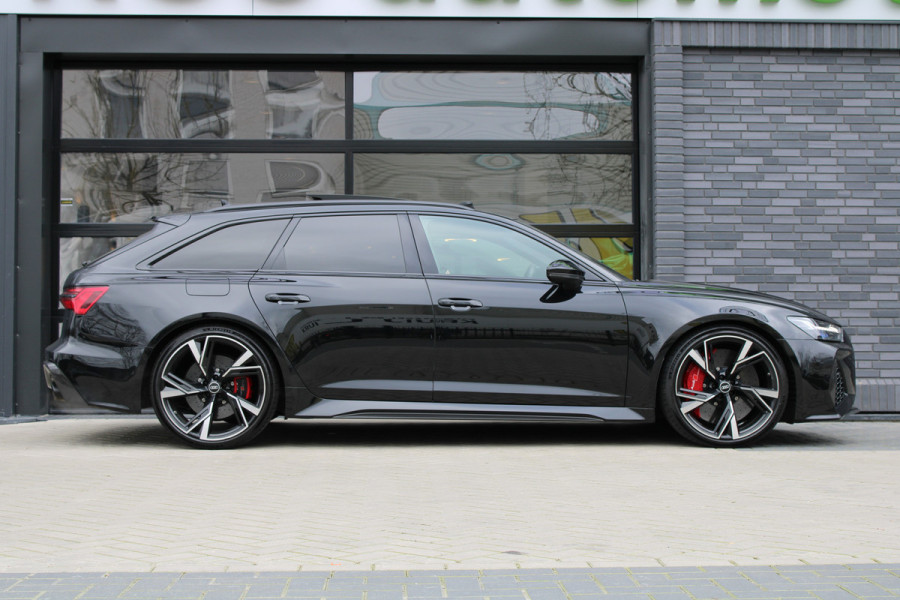 Audi RS6 Avant RS 6 TFSI quattro | DYNAMIC PLUS | KERAMISCH | HUD | 4WS | CARBON | NIGHT VISION | B&O | STUURVERW |